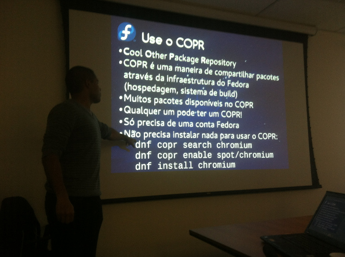 Athos talking about Fedora